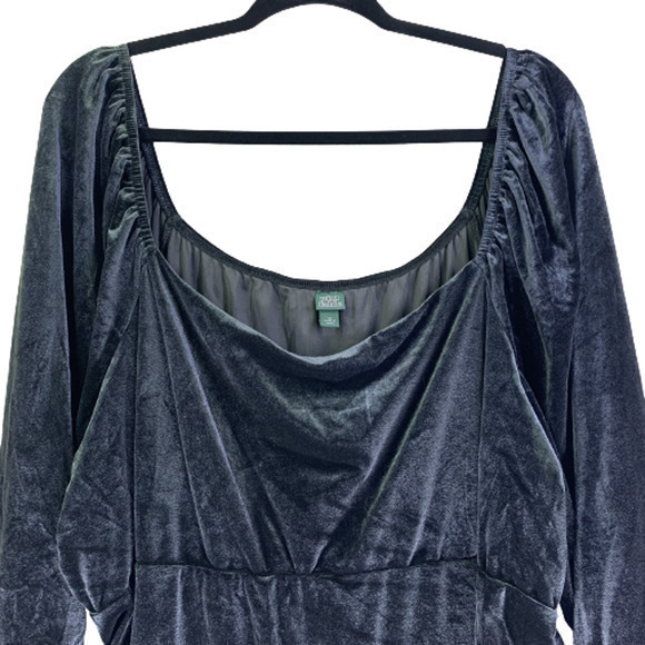 WILD FABLE Dark Grey Velour Peasant Dress Plus Size - Picture 2 of 11